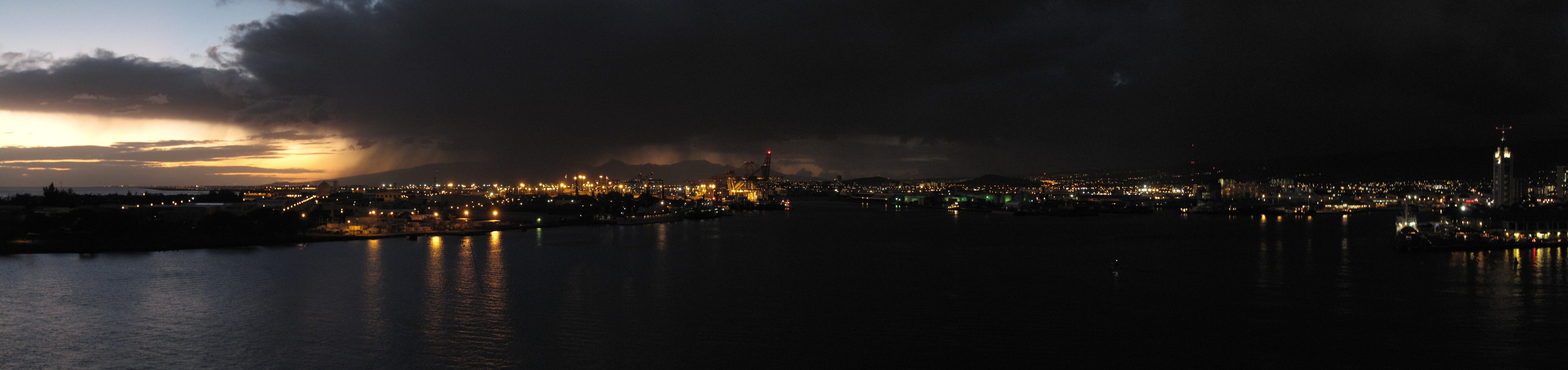 Honolulu Harbor