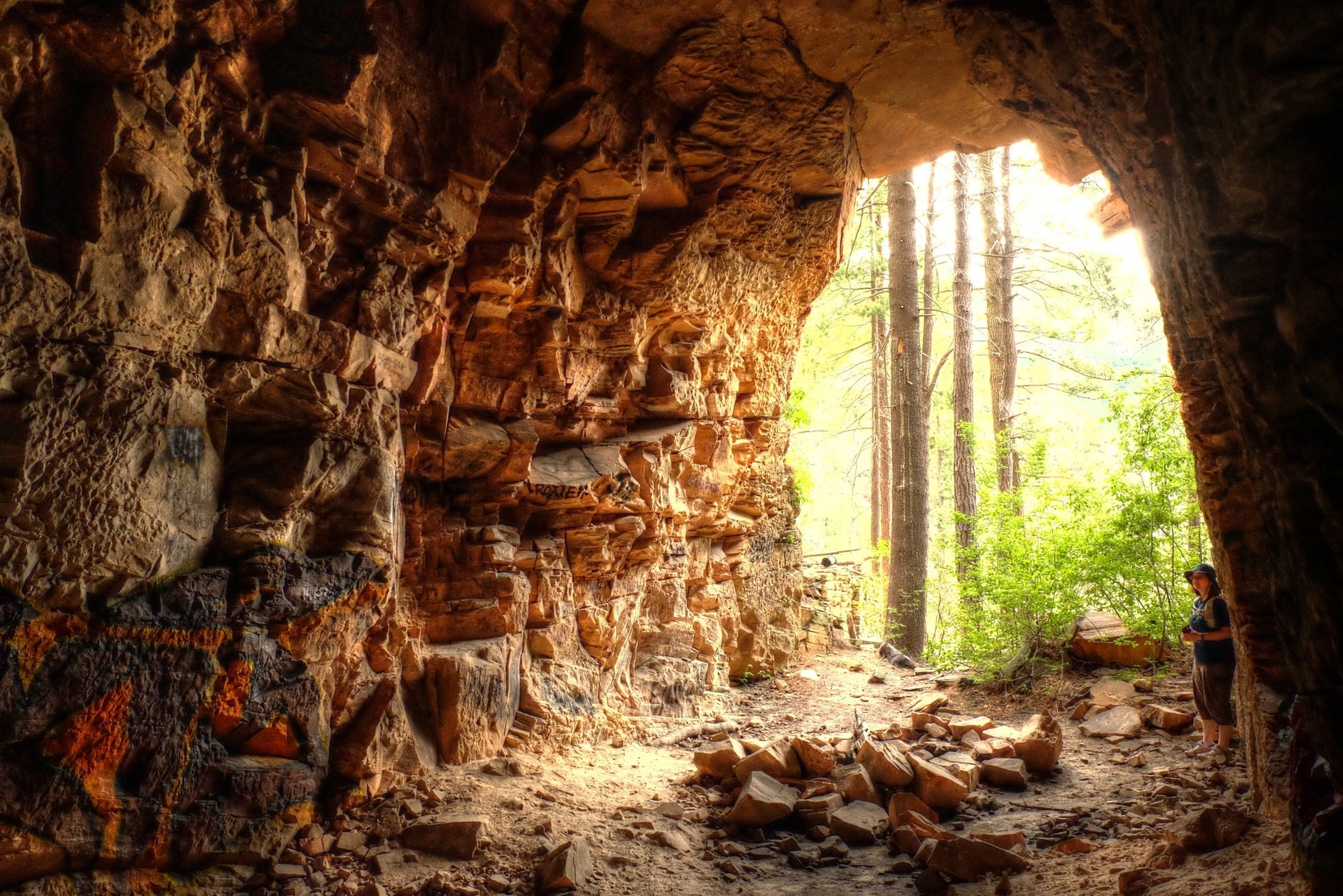 Tunnel on the rim.